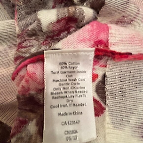 Talbots Rose Watercolor Cardigan Sweater 3/4 Length Sleeves XS - Picture 4 of 4